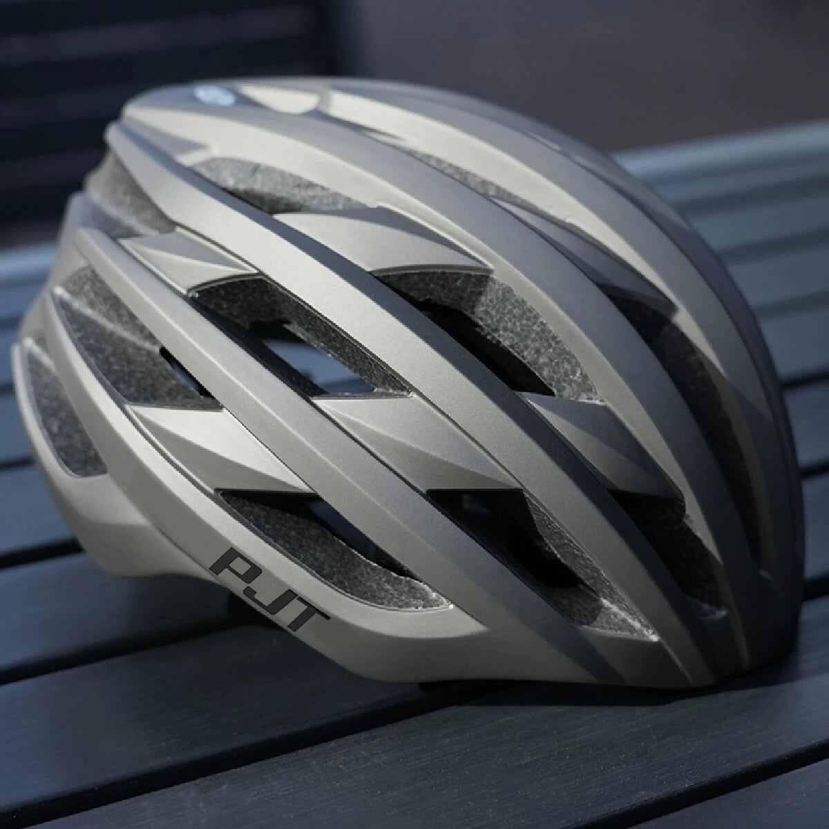 PJT Bicycle Helmet Men's Ultralight Taillight LED MTB Road Bike Helmet Cycling Motorcycle Electric Scooter Safty Cycling Helmet - Enterprise Express